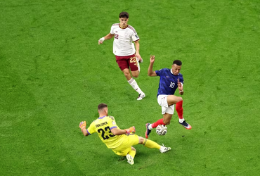 Pháp vs Tây Ban Nha (02:00 – 15/07)